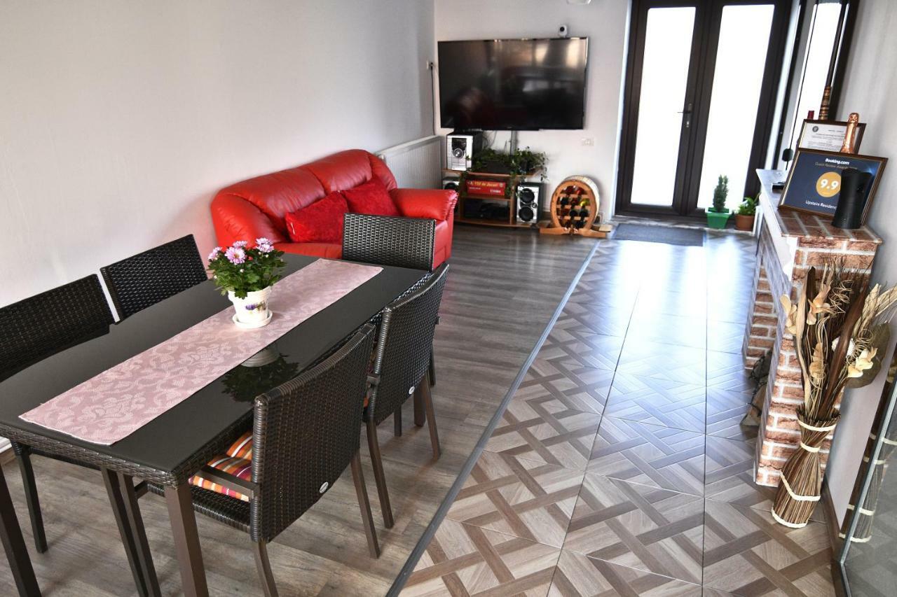 Upstairs Residence Targu Jiu Luaran gambar